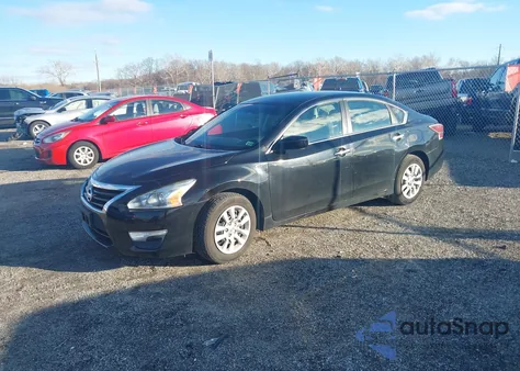2015 Nissan Altima 2.5 S z USA, uszkodzony, nr VIN 1N4AL3APXFC450017